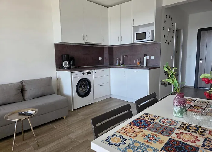 Apartmán Sunny In Shartrez Škorpilovci